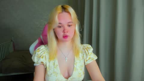 Snapshot of miss__selena chatting on February 28, 2026, 7:15 pm miss__selena online show from February 28, 2026, 7:15 pm