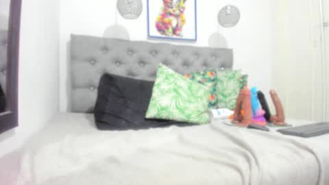 miss_big_ass21 online show from March 10, 2025, 1:01 am