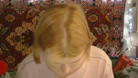 Elis online show from October 22, 2025, 10:48 am
