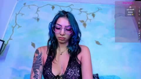 miss_evans_ online show from April 28, 2026, 1:37 am