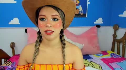 Evoleth online show from October 31, 2025, 11:00 am