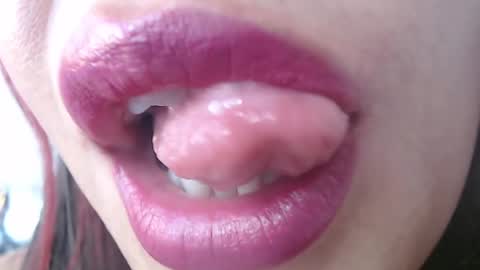 Snapshot of miss_evoleth2 chatting on December 5, 2024, 12:00 pm Miss Evoleth online show from December 5, 2024, 12:00 pm