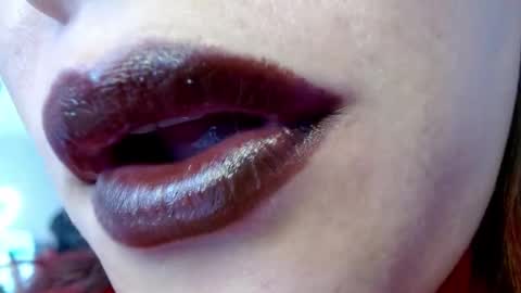 Snapshot of miss_evoleth2 chatting on December 27, 2024, 1:28 pm Miss Evoleth online show from December 27, 2024, 1:28 pm