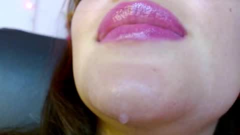 Snapshot of miss_evoleth2 chatting on January 22, 2025, 2:37 am Miss Evoleth online show from January 22, 2025, 2:37 am