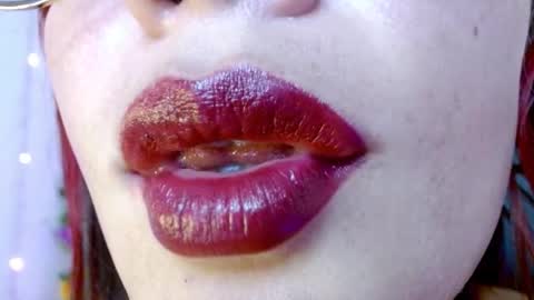 Snapshot of miss_evoleth2 chatting on February 20, 2025, 4:50 am Miss Evoleth online show from February 20, 2025, 4:50 am