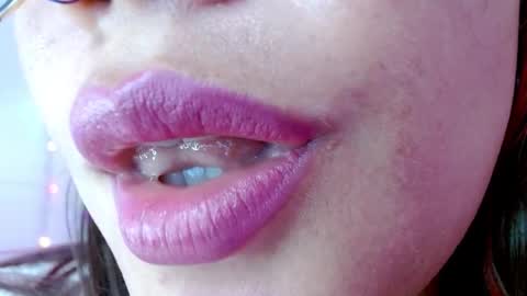 Snapshot of miss_evoleth2 chatting on February 21, 2025, 9:34 am Miss Evoleth online show from February 21, 2025, 9:34 am