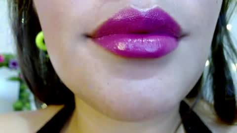 Snapshot of miss_evoleth2 chatting on March 3, 2025, 5:53 am Miss Evoleth online show from March 3, 2025, 5:53 am