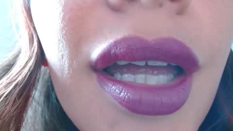 Snapshot of miss_evoleth2 chatting on October 27, 2025, 9:19 pm Miss Evoleth online show from October 27, 2025, 9:19 pm