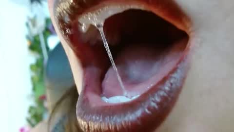 Miss Evoleth online show from March 10, 2026, 9:31 pm