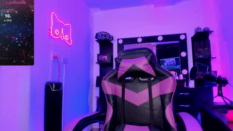 Miss Kittyn online show from April 1, 2026, 12:22 am