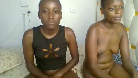 miss_lolah7 online show from April 13, 2026, 5:07 pm