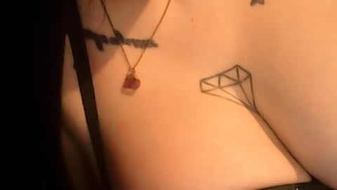 miss_luna6 online show from April 21, 2026, 8:44 pm