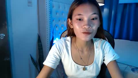 miss_margaret_ online show from April 24, 2026, 7:44 am