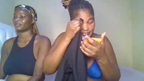 Snapshot of miss_milly1 chatting on May 28, 2026, 12:13 pm MILLY online show from May 28, 2026, 12:13 pm