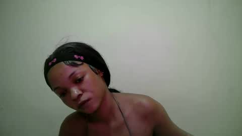 miss_rihanna2 online show from May 16, 2026, 12:37 pm