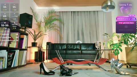 Snapshot of miss_satori_rose chatting on January 24, 2025, 6:24 am Satori Rose online show from January 24, 2025, 6:24 am