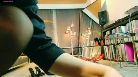 Satori Rose online show from April 22, 2026, 2:03 am