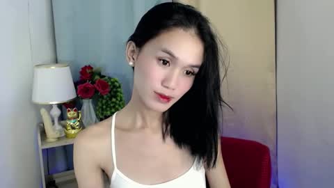 Snapshot of miss_sunshinex chatting on January 20, 2025, 11:24 am Shine online show from January 20, 2025, 11:24 am