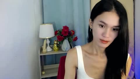 Snapshot of miss_sunshinex chatting on February 7, 2025, 9:58 am Shine online show from February 7, 2025, 9:58 am