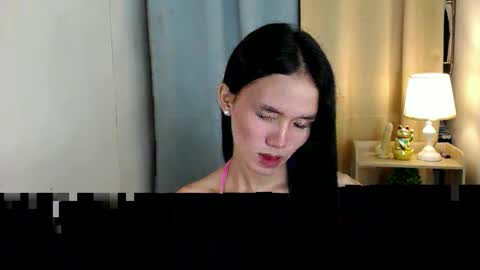 Snapshot of miss_sunshinex chatting on February 16, 2025, 5:15 am Shine online show from February 16, 2025, 5:15 am