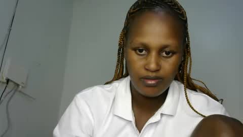 Snapshot of miss_vall chatting on January 31, 2025, 7:18 pm miss_vall online show from January 31, 2025, 7:18 pm