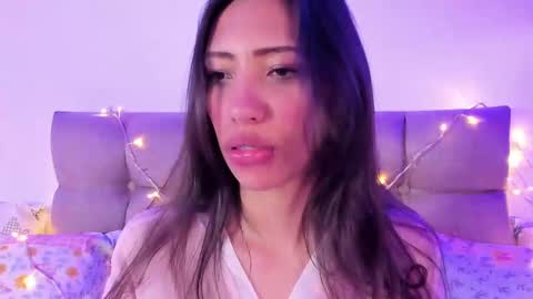 Miss Veronica online show from February 4, 2025, 3:26 pm