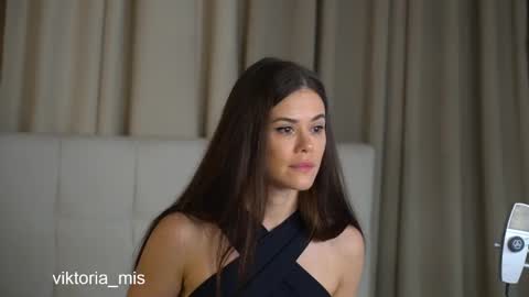 Snapshot of miss_viktoria chatting on February 25, 2025, 5:25 pm Miss Victoria online show from February 25, 2025, 5:25 pm