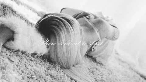 Chloe freelance model Please your thumbs up are important  online show from September 13, 2025, 11:48 pm