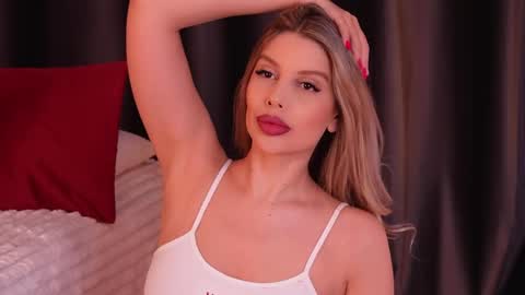 Snapshot of missclairee chatting on May 1, 2026, 7:07 pm Claire online show from May 1, 2026, 7:07 pm