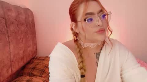 missevans_ online show from June 9, 2026, 9:48 pm