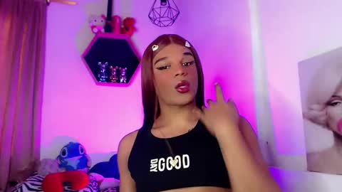 Snapshot of missfer_bigdick chatting on April 8, 2026, 8:53 pm Fer online show from April 8, 2026, 8:53 pm