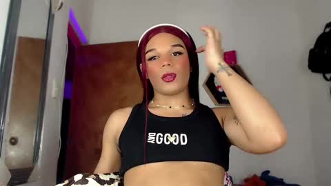 Snapshot of missfer_bigdick chatting on April 15, 2026, 7:58 pm Fer online show from April 15, 2026, 7:58 pm
