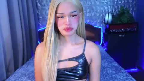 Snapshot of missionary_addiction_cumshot chatting on June 13, 2026, 5:44 pm im your queen steffie online show from June 13, 2026, 5:44 pm
