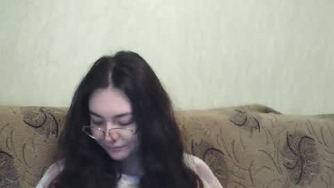 Snapshot of missis_mona chatting on April 22, 2026, 8:28 am missis mona online show from April 22, 2026, 8:28 am