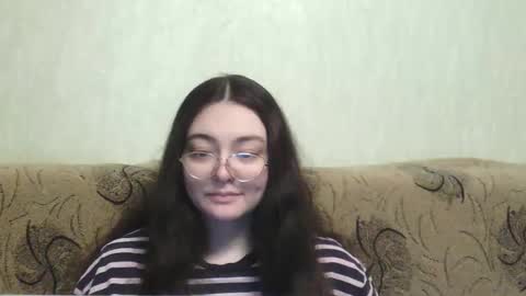 Snapshot of missis_mona chatting on May 2, 2026, 3:11 am missis mona online show from May 2, 2026, 3:11 am