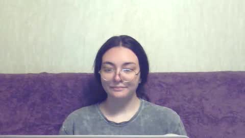 Snapshot of missis_mona chatting on June 7, 2026, 12:15 am missis mona online show from June 7, 2026, 12:15 am
