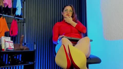 misskathyfox online show from November 22, 2025, 7:35 pm