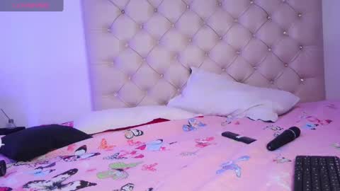 Snapshot of misskatiia chatting on February 15, 2025, 12:22 pm misskatiia online show from February 15, 2025, 12:22 pm