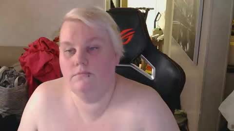 Snapshot of misslj90 chatting on April 15, 2026, 8:20 pm misslj90 online show from April 15, 2026, 8:20 pm