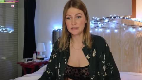 Misslucci online show from December 22, 2024, 9:22 am