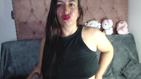 Snapshot of misslucyy1 chatting on September 25, 2025, 11:08 pm luccy online show from September 25, 2025, 11:08 pm