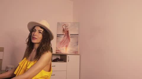 Snapshot of misslullu chatting on March 6, 2025, 10:52 am Lullu online show from March 6, 2025, 10:52 am