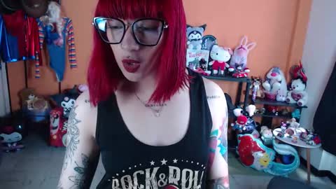 Miss Mia online show from February 17, 2026, 3:19 pm