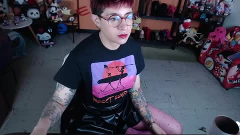 Miss Mia online show from May 29, 2026, 1:53 pm