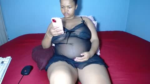 mimmi online show from October 20, 2025, 6:25 am