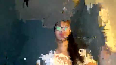 missminervaa online show from April 18, 2026, 8:20 pm