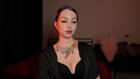   online show from November 30, 2025, 1:04 pm