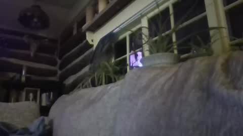 Snapshot of missmoonmagic13 chatting on February 5, 2025, 3:23 am Maxxx online show from February 5, 2025, 3:23 am