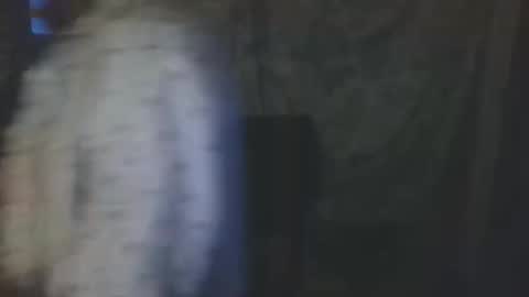 Snapshot of missmoonmagic13 chatting on November 17, 2025, 2:28 am Maxxx online show from November 17, 2025, 2:28 am