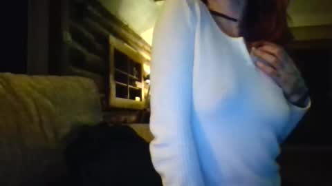 Snapshot of missmoonmagic13 chatting on February 24, 2026, 9:07 am Maxxx online show from February 24, 2026, 9:07 am